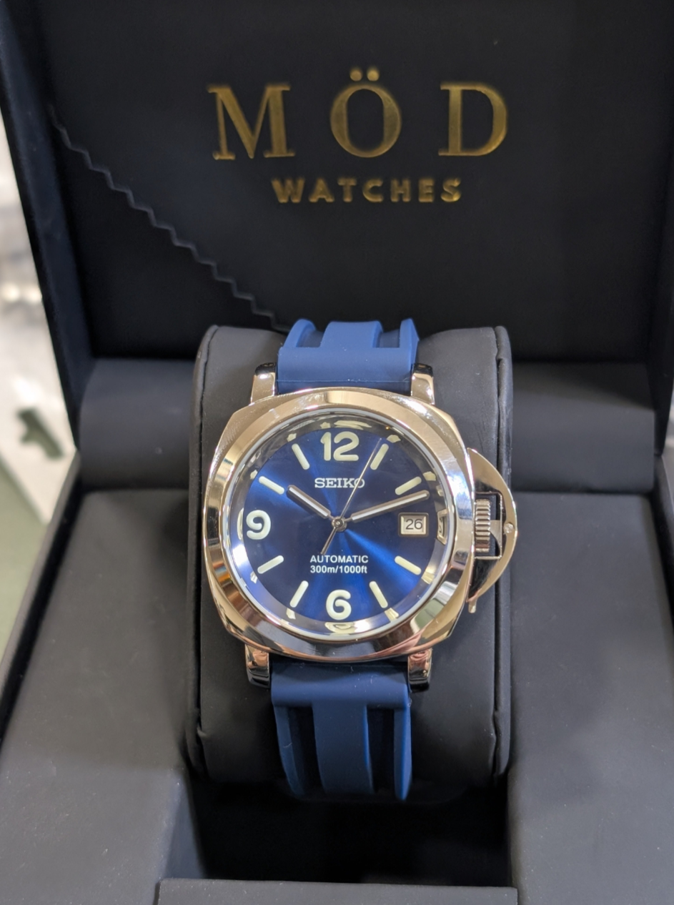 SEIKO-PANERAI BLUE RUBBER