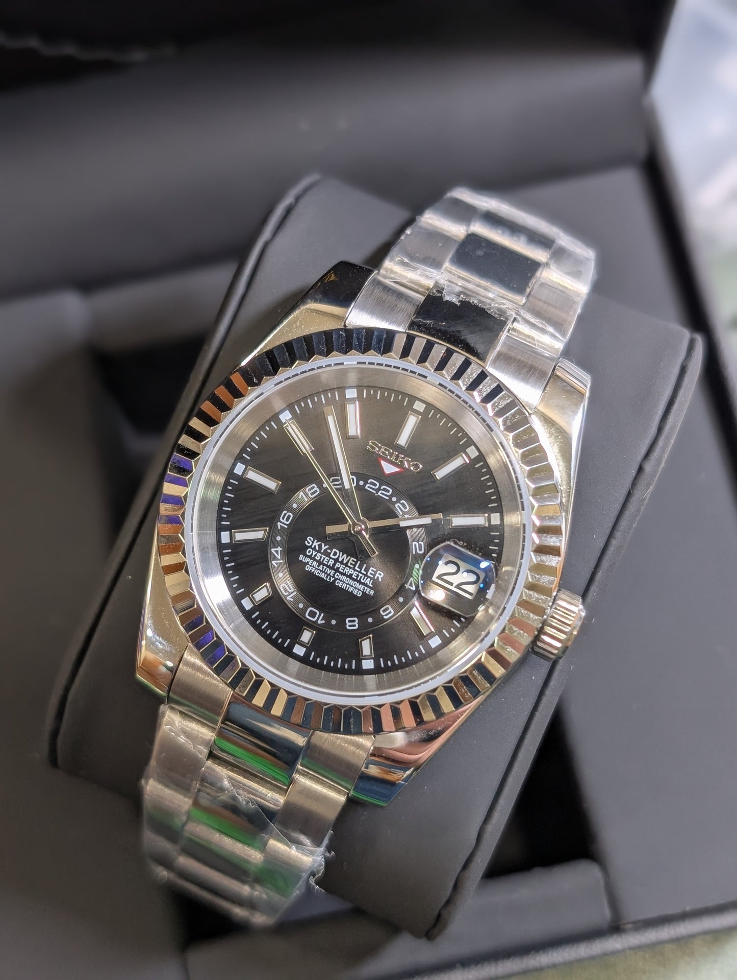 SEIKO-LEX BLACK SKYDWELLER