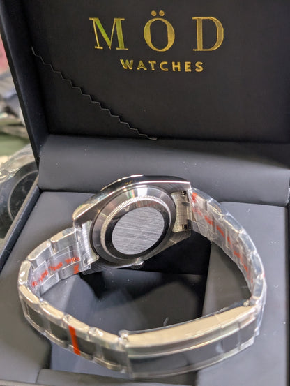 SEIKO-LEX BLACK SKYDWELLER