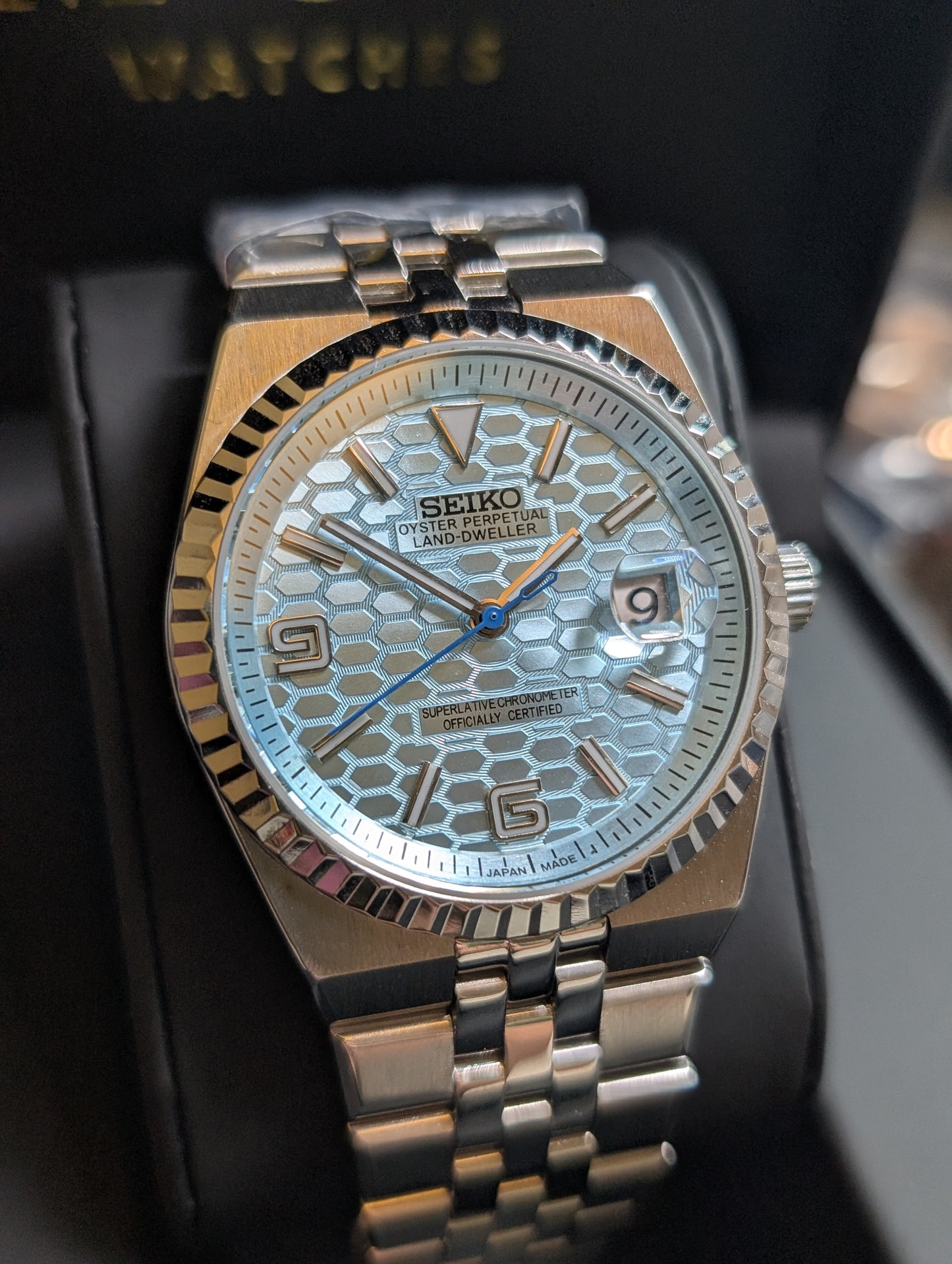 SEIKO-LEX LAND DWELLER 40MM