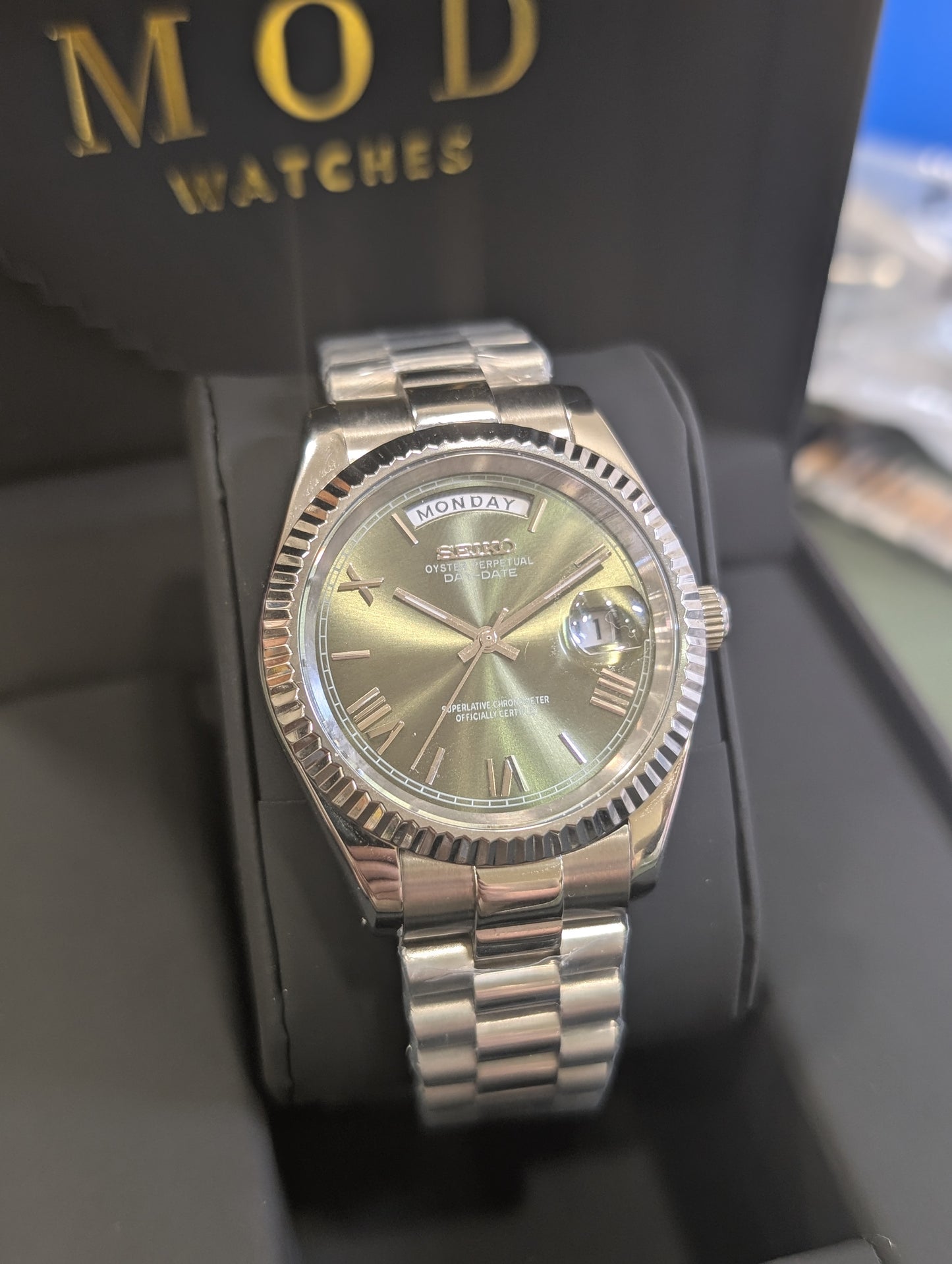 SEIKO-LEX MINT GREEN DAY-DATE
