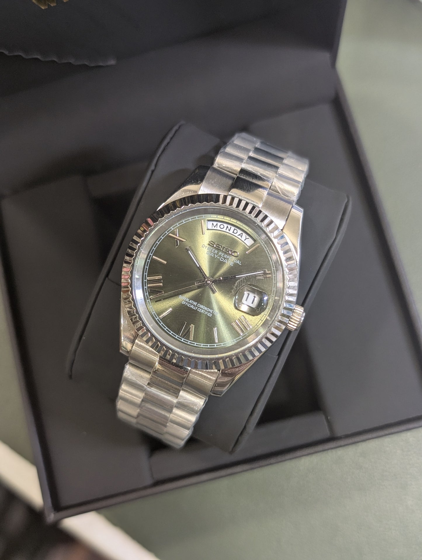 SEIKO-LEX MINT GREEN DAY-DATE