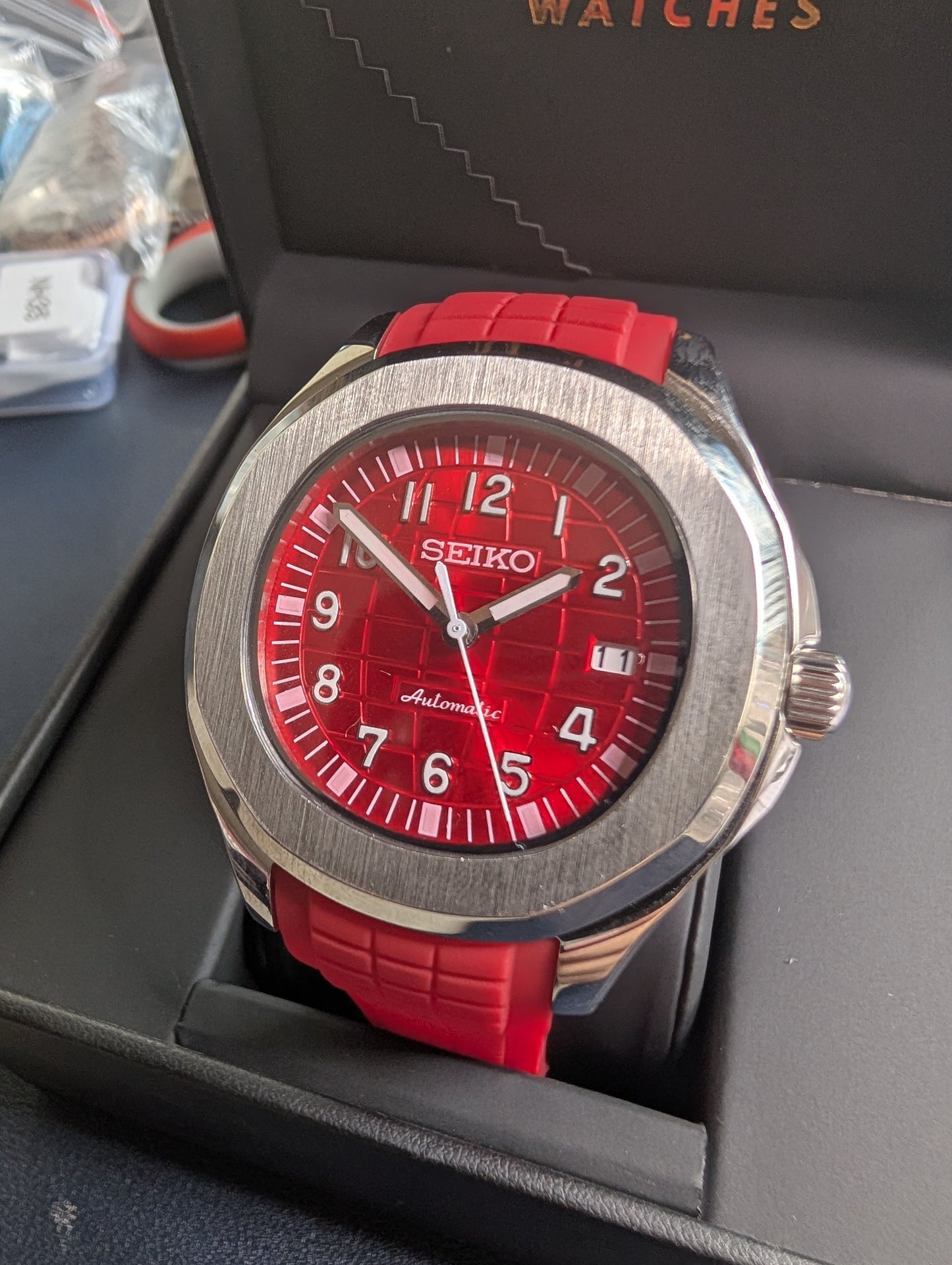 RED AQUANAUT